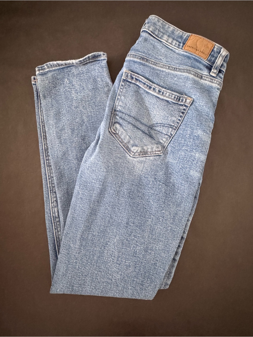 American Eagle Outfitters Light Blue Ripped Mom Jeans - Picture 3 of 5